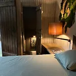 فندق مبيت وإفطار Edouard Garden Cafe Guest 3*