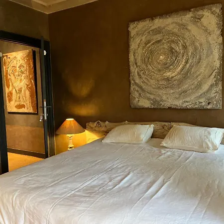 Bed and breakfast édouard Garden Café Guest
