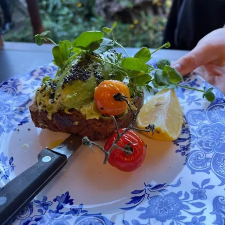 Edouard Garden Cafe Guest Bed & Breakfast Durbuy