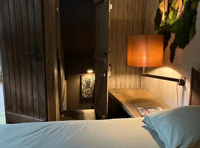 Bed & Breakfast édouard Garden Café Guest 3*