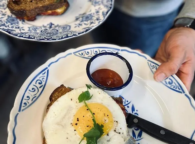 Bed & Breakfast édouard Garden Café Guest 3*